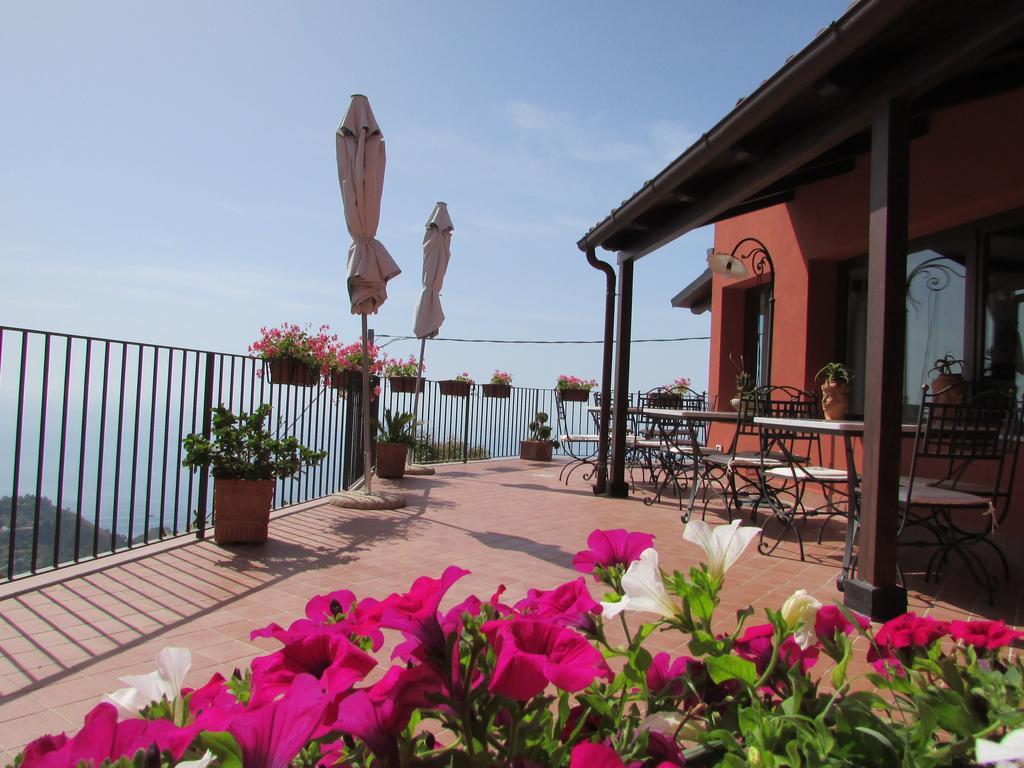 Casale Di Caterina Guest House Taormina Luaran gambar