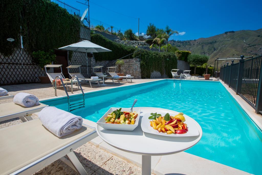 Casale Di Caterina Guest House Taormina Luaran gambar